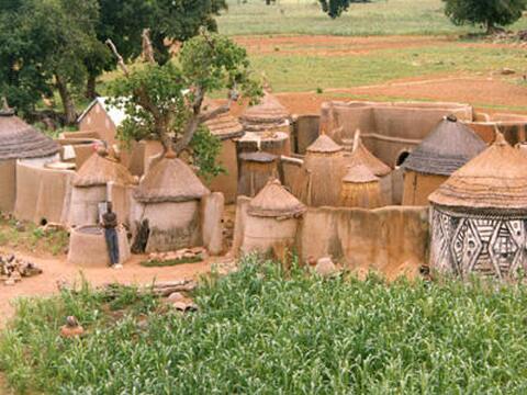 Ninkarse maison 2 g.jpg Ninkarse maison 2 g.jpg